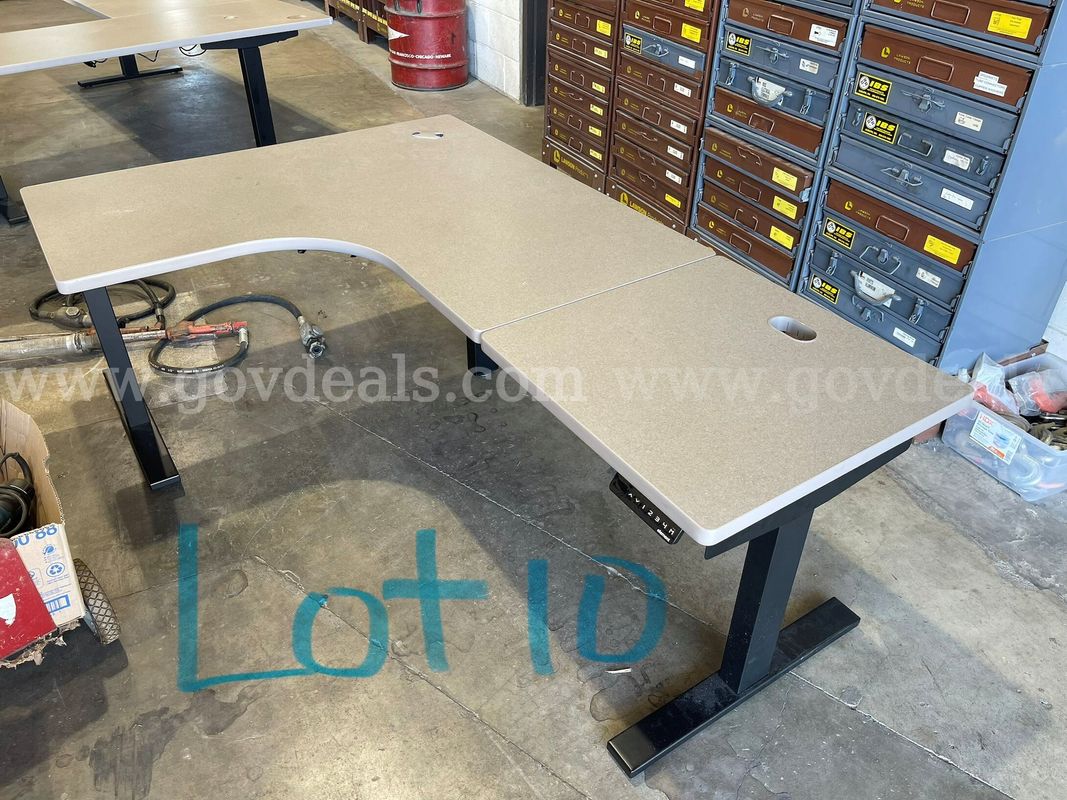 Sit/Stand Desk