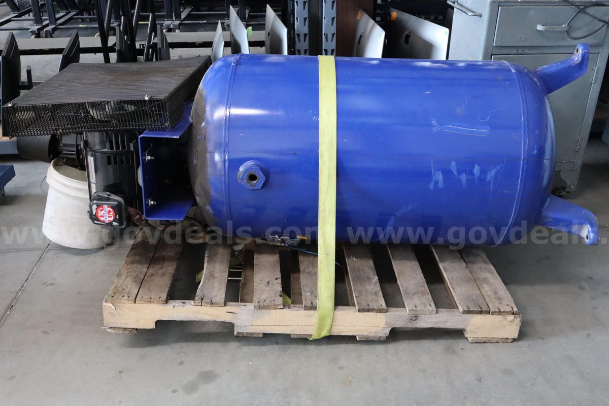 Campbell Hausfeld Two-Stage Air Compressor/ For Parts Only