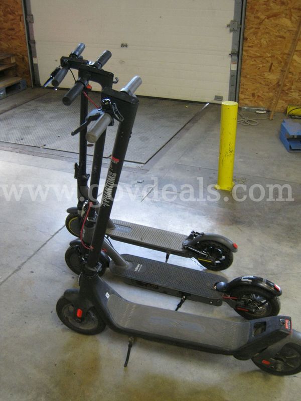 Lot Of Three E-Scooters (Gd4331)