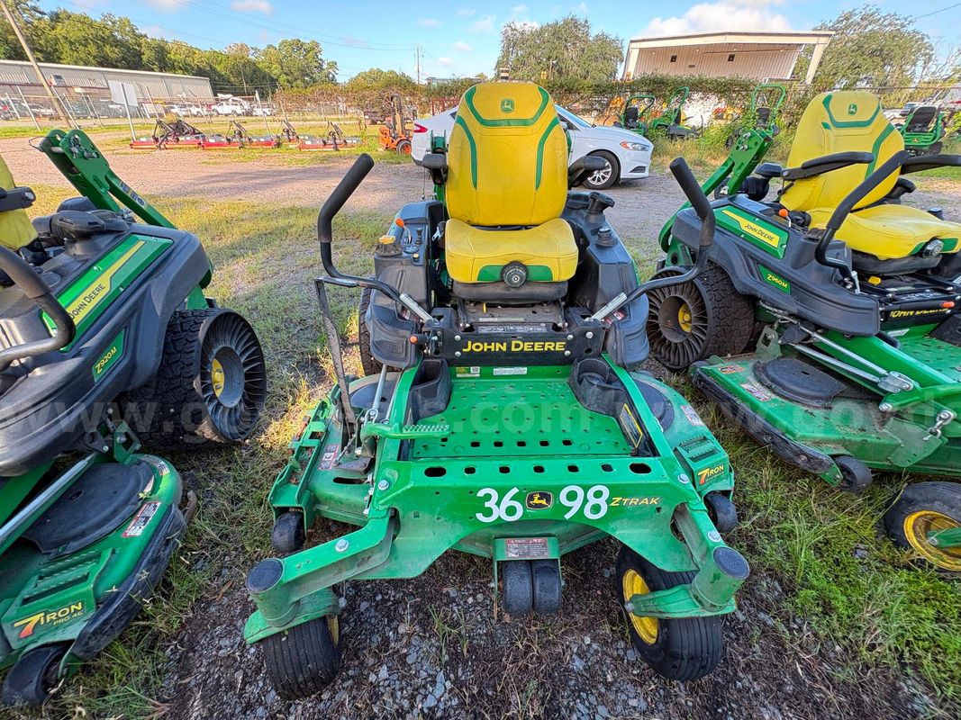 2023 John Deere Z960M mower