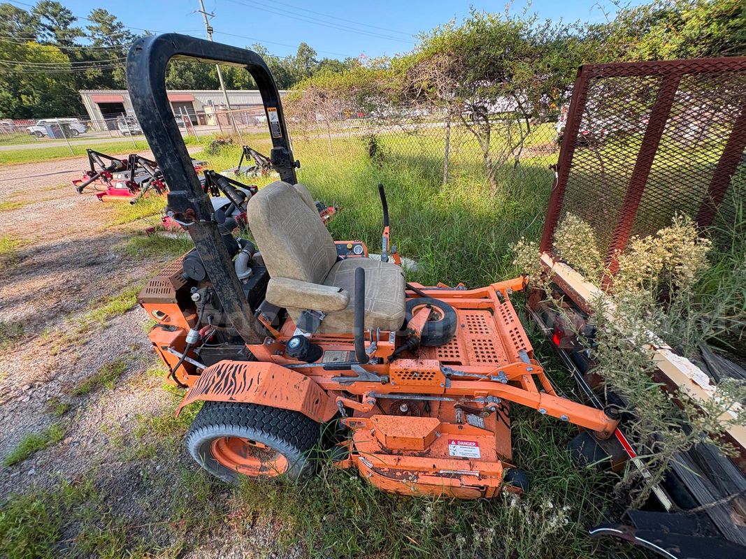 2007 Scag STT52V-27CH Mower