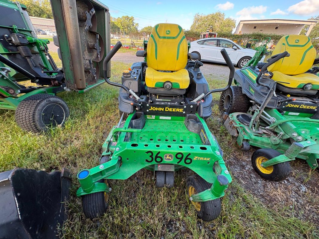 2023 John Deere Z960M Zero Turn Mower