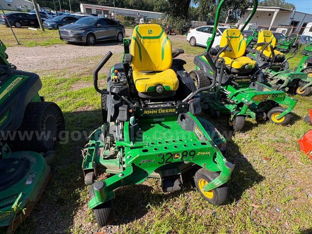 2023 John Deere Z960M mower