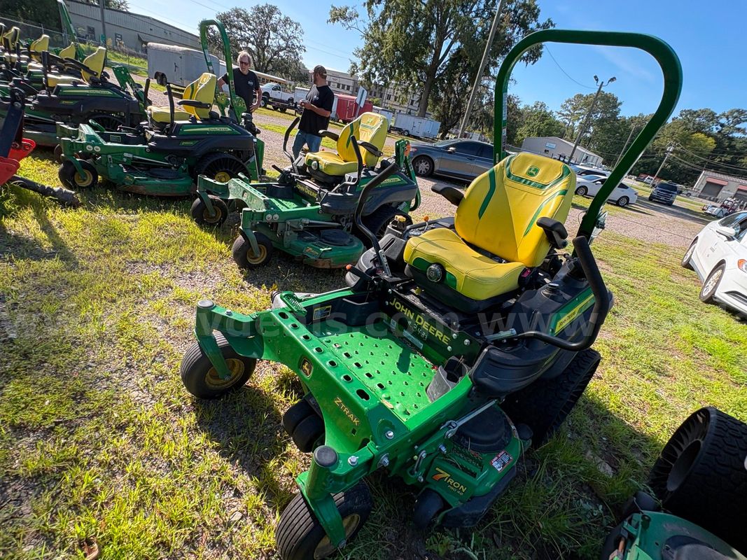 2023 John Deere Z920M mower