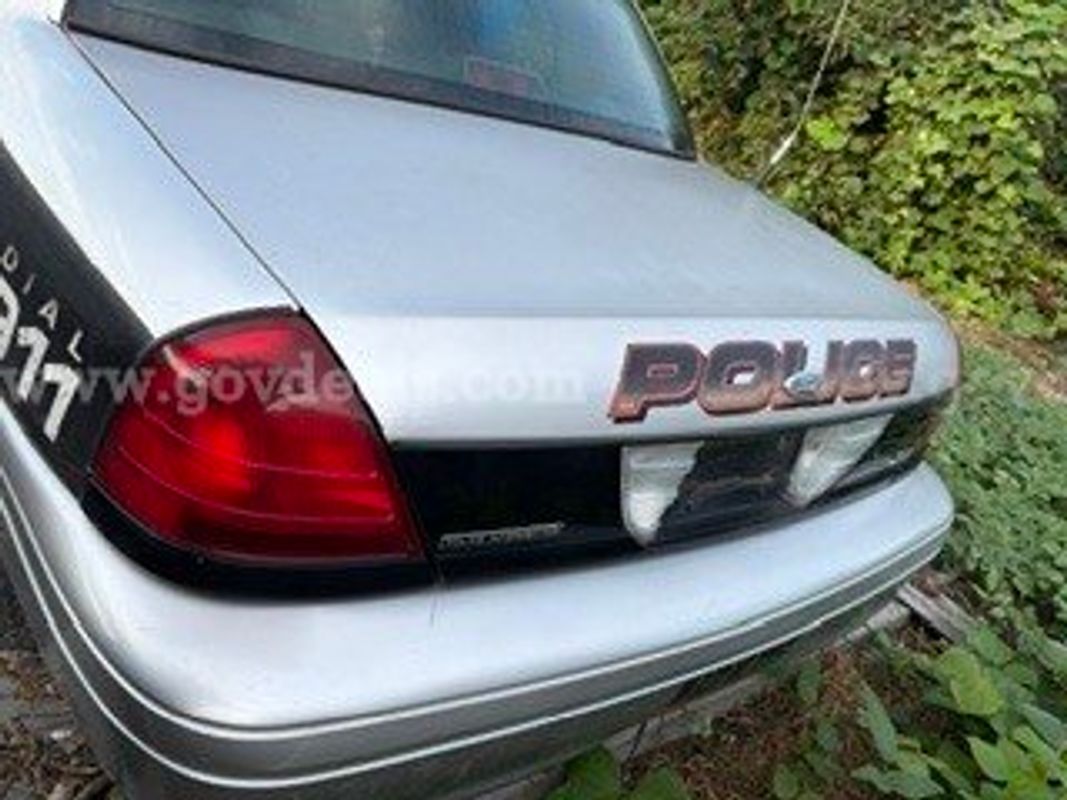 2010 Ford Crown Victoria