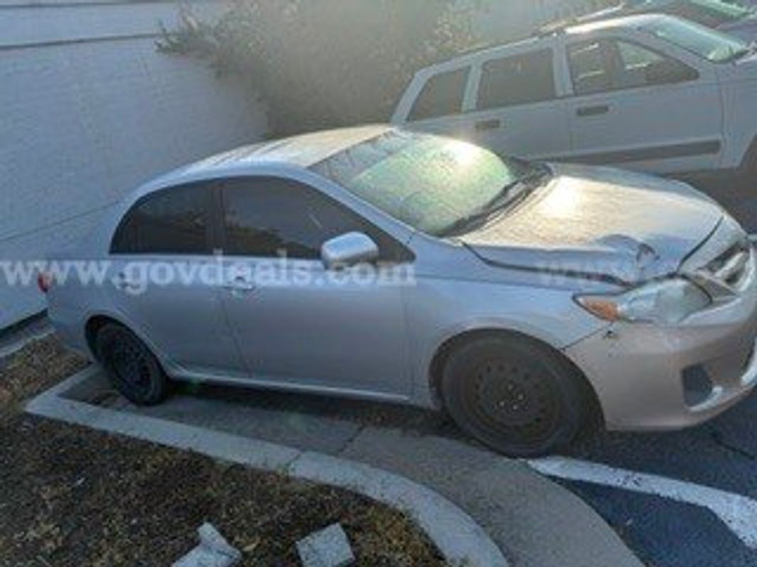 2011 Toyota Corolla LE 4-Speed AT