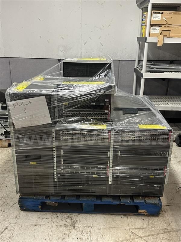 Old Cisco Networking Equipment Pallet 3