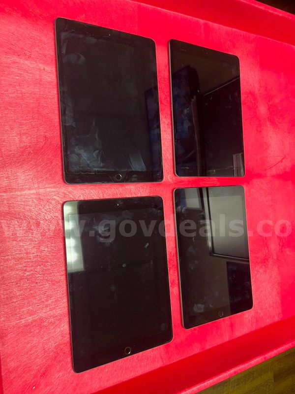 iPad 7th Gen bundle