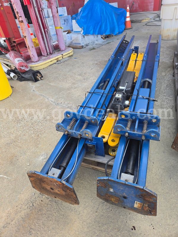 Rotary 2-post Vehicle Lift
