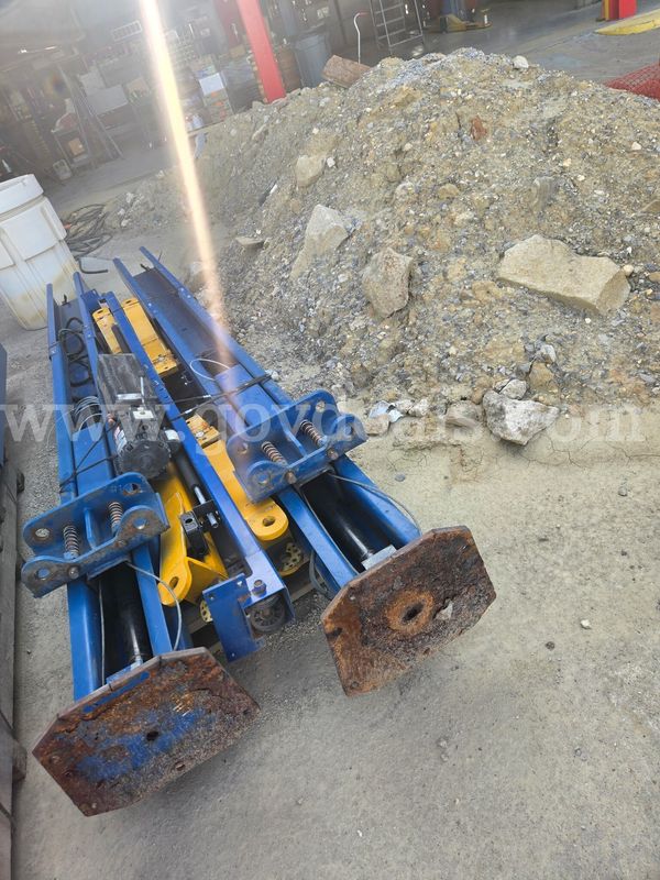 Rotary 2-post Vehicle Lift