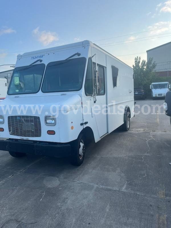 2017 Ford Econoline Step Van with Liftgate