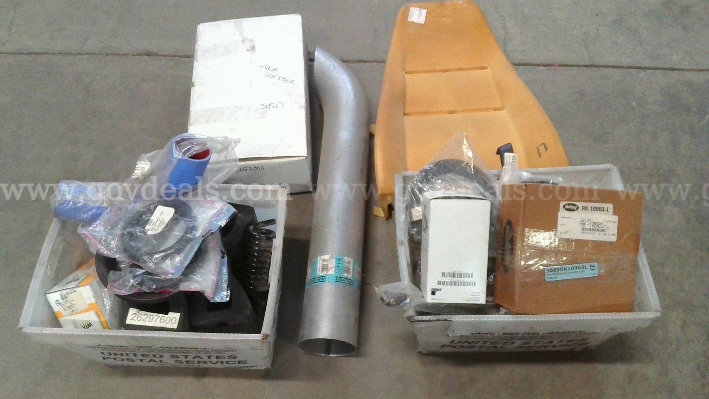 Lot of NEW Mack and International Truck Parts