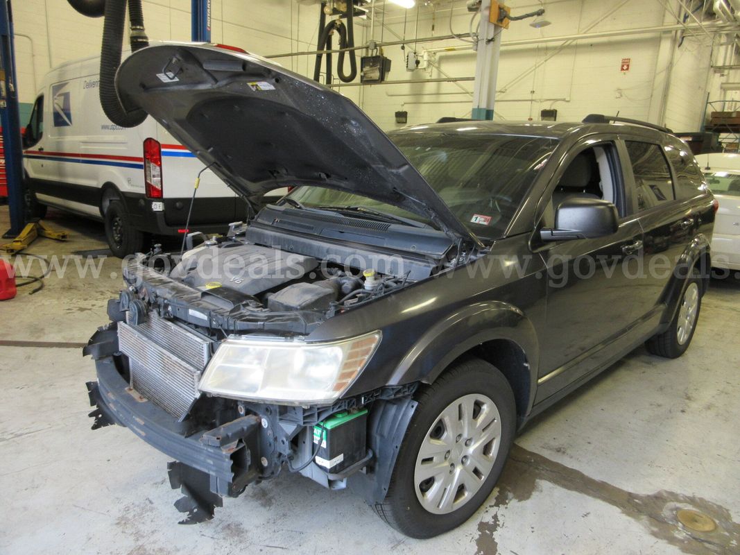 2017 Dodge Journey - front end damage