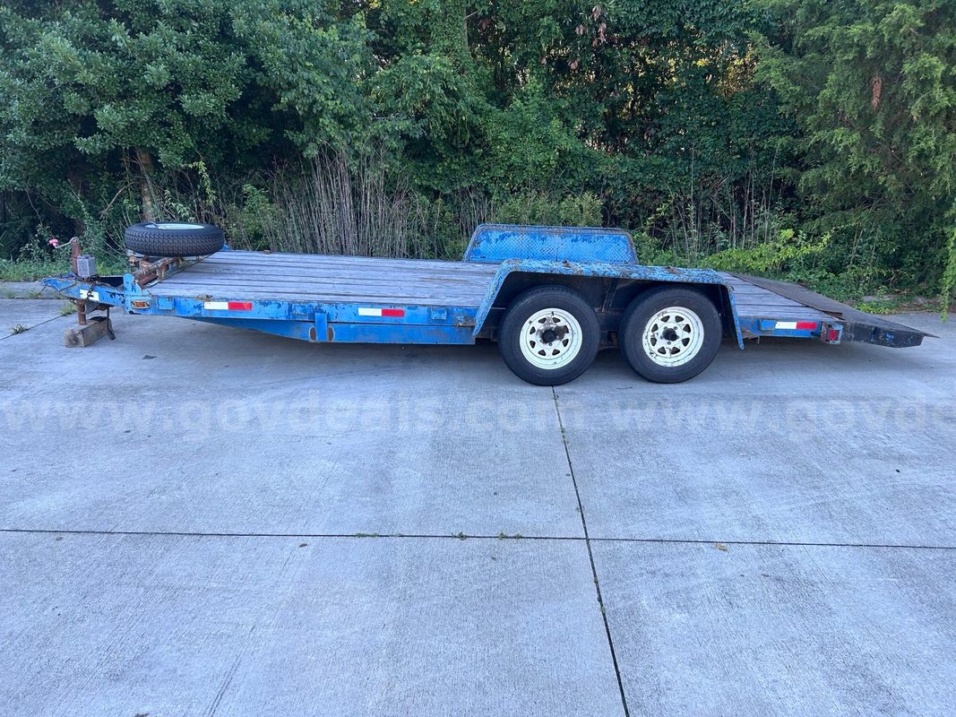 Car / Equipment Trailer