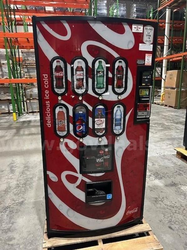 USED SODA Vending Machine S/N 3488 (SOLD AS IS).