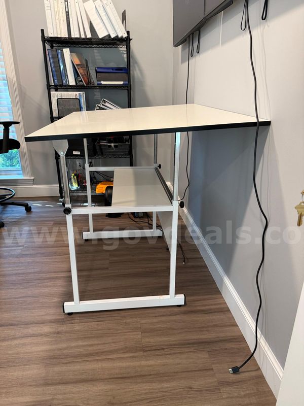 Drafting table