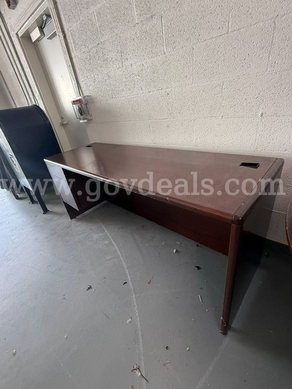 Long desk