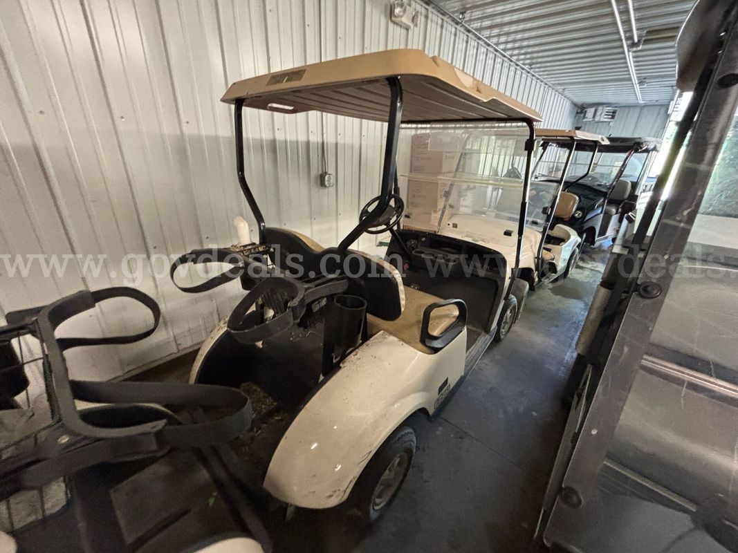 2014 Ez-Go Golf Cart (Non Running)