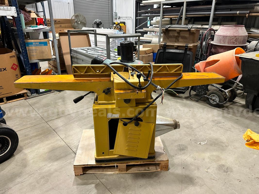 Lot 663 - Jointer And Dust Collector