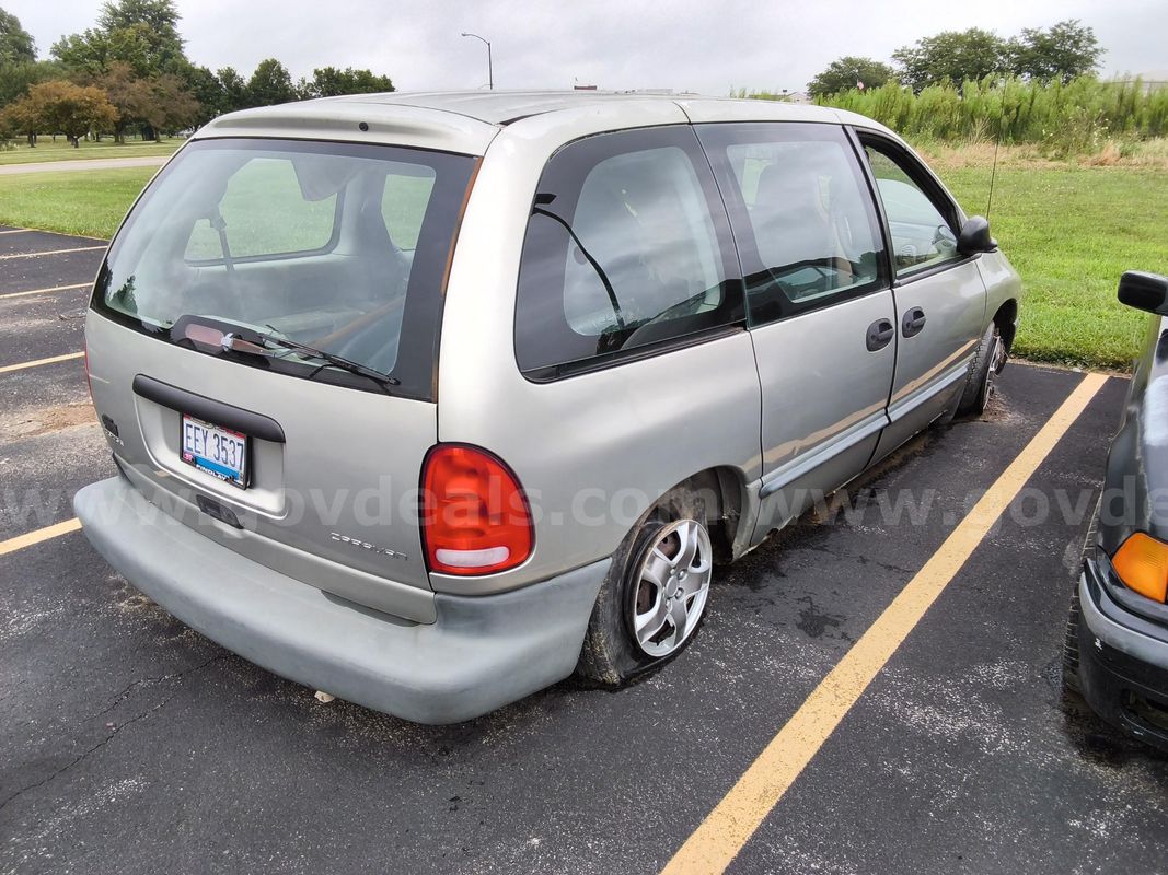 1999 DODGE CARAVAN - COURT ORDERED CONFISCATION - SOLD AS-IS *SCRAP*