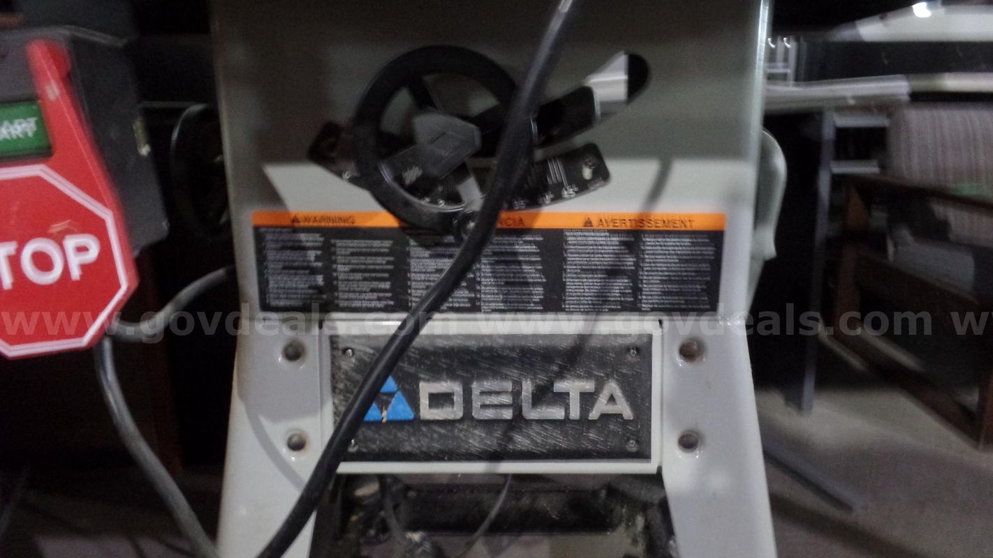 Delta Saw