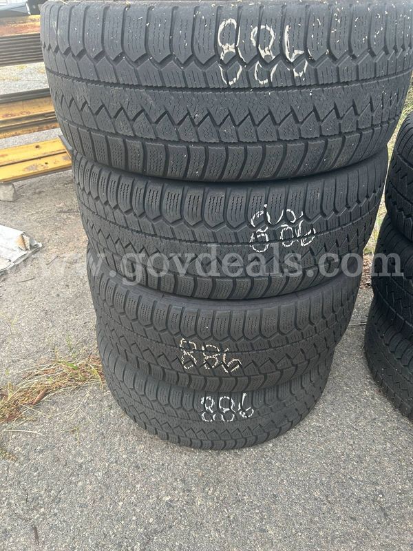 4 goodyear enforcer tires p245-55-18 lot 886