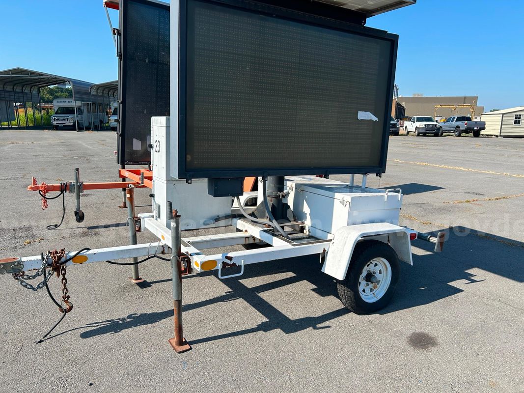 message board on trailer traffic 23
