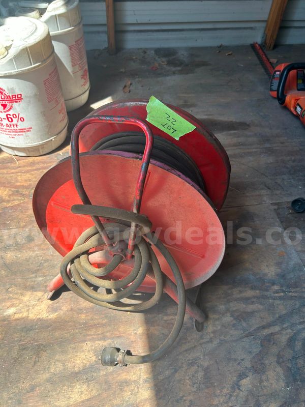 extension cord on reel lot 22