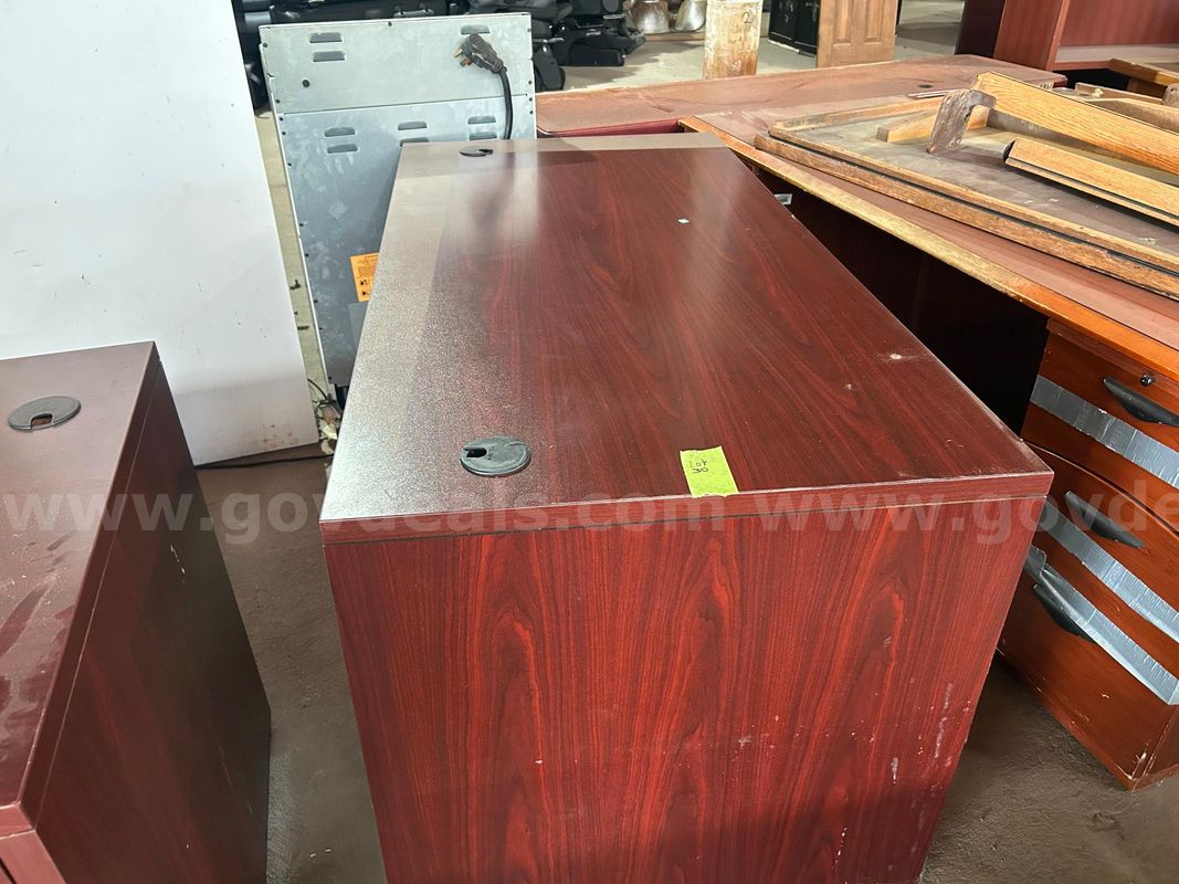 wood desk lot 30