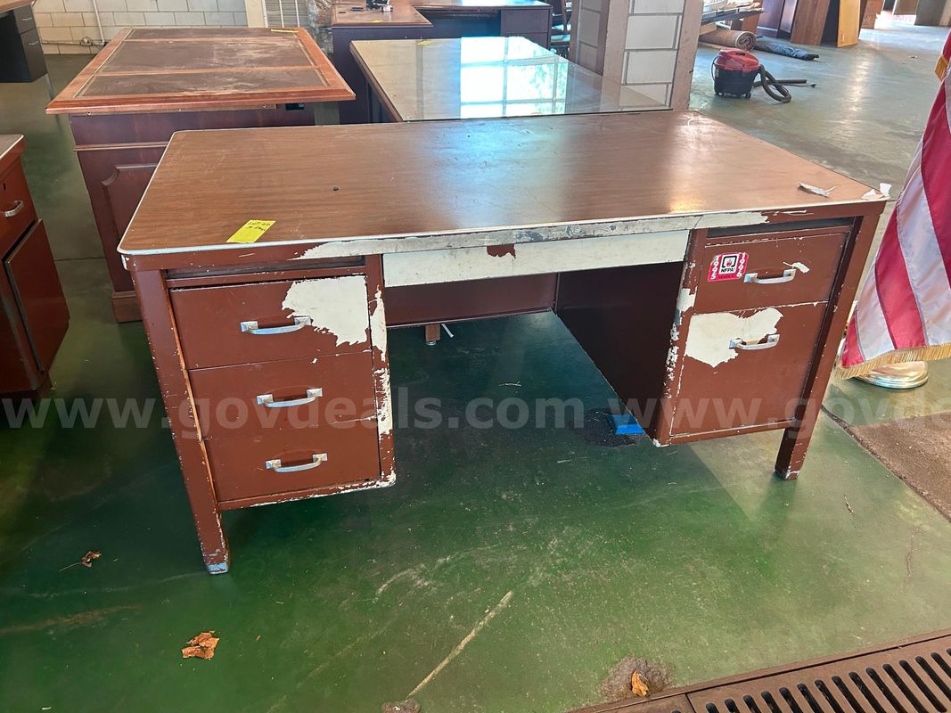 3 metal desk lot 26