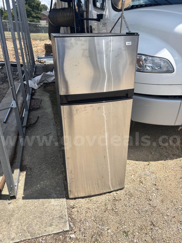 REFRIGERATOR