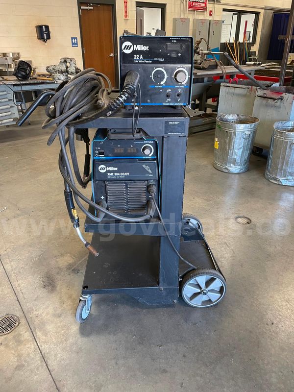 Miller XMT 304 CC/CV DC Inverter Welder with 22A Wire Feeder
