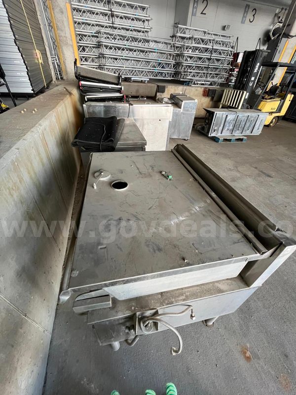 Cleveland Tilt Skillet Natural Gas SGL40TR