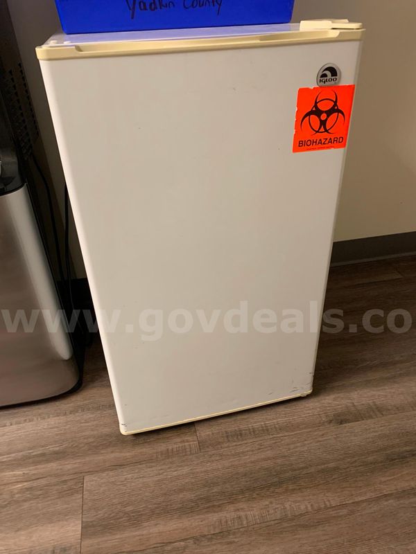 Small Refrigerator
