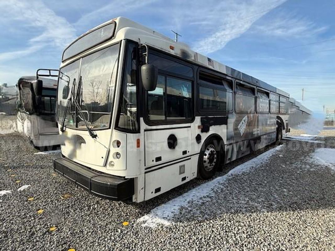 10 Decommissioned bus (Without Tires) – 2008 NABI/416.15.02 – Lot BL27-01