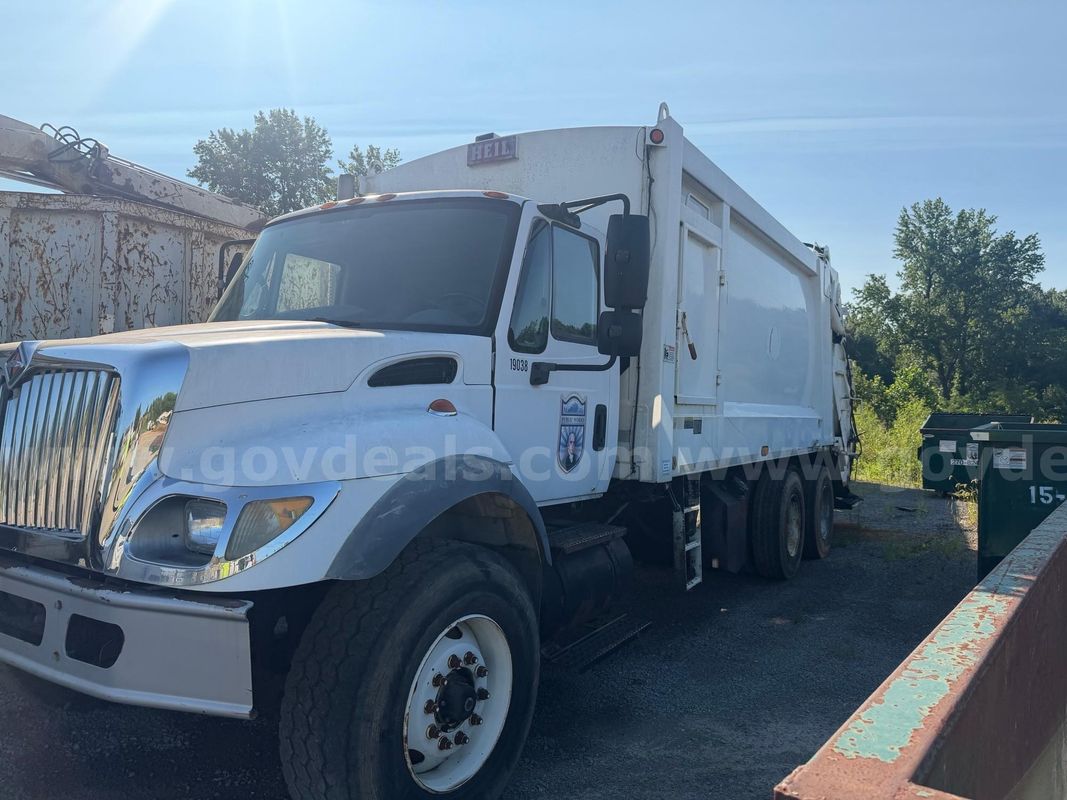2003 International 7400
