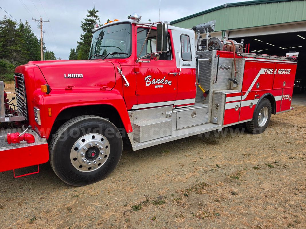 1989 L9000 Western States