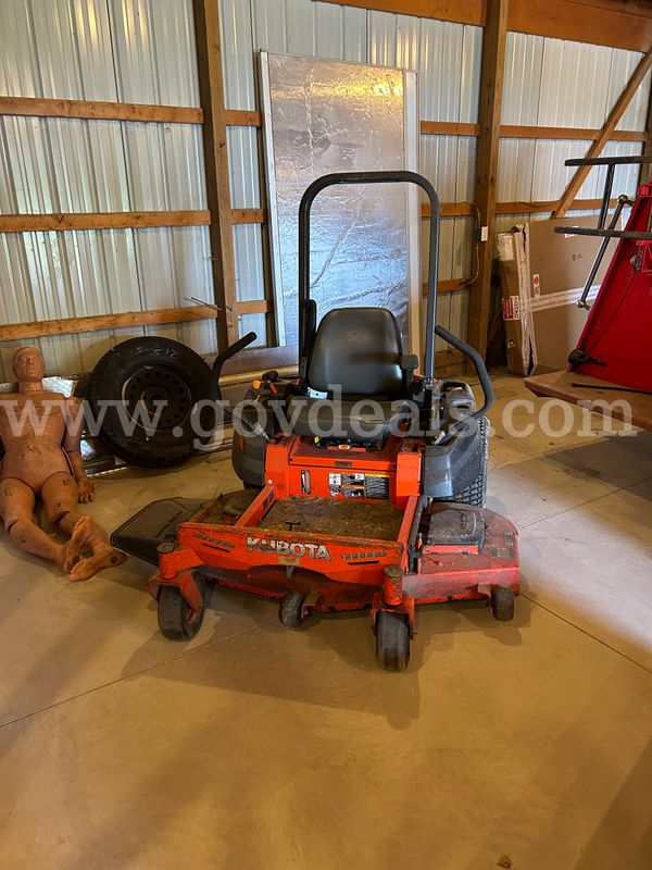 2015 Kubota Zero Turn Mower