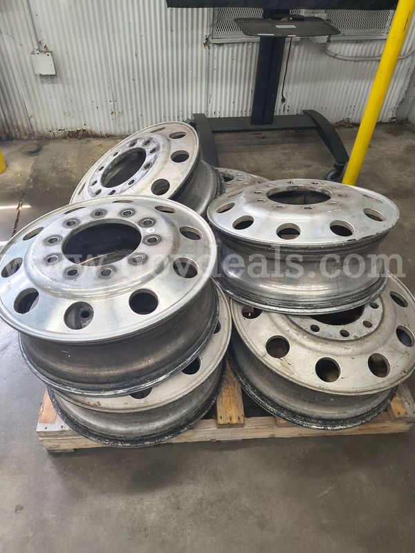 Six (6) 24.5 inch polished aluminum semi truck rims, 8.5" wide at the bead and 10-bolt.