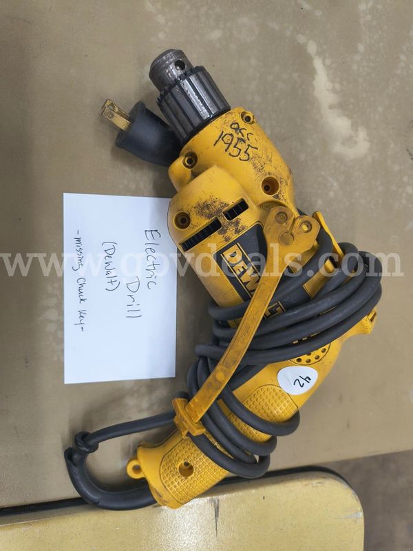 Electric Drill -DEWALT (LOT 42)