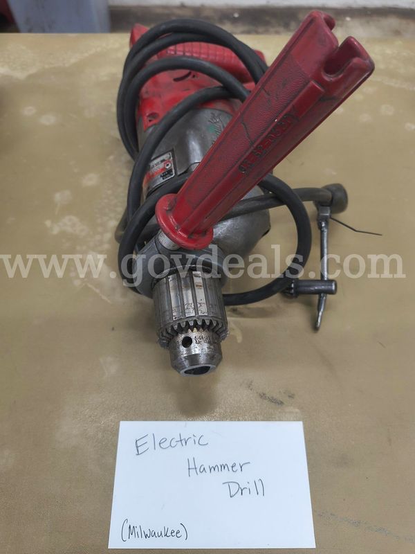 Electric Hammer Drill (LOT 37)