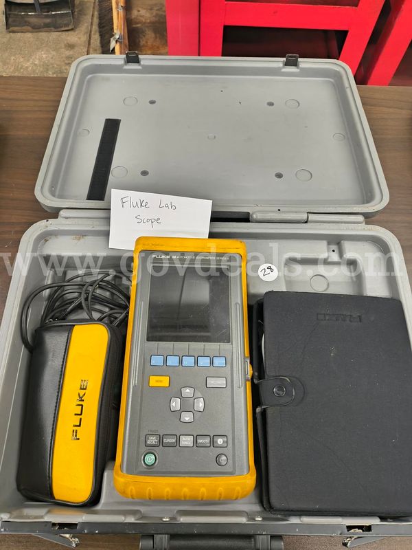 FLUKE 98 AUTOMOTIVE SCOPEMETER Series II (LOT 28)