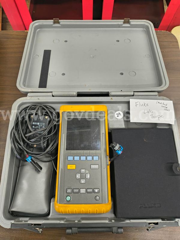 FLUKE LAB SCOPE (Modified Charge Cable) 98 Automotive Scope Meter Series II (LOT 29)