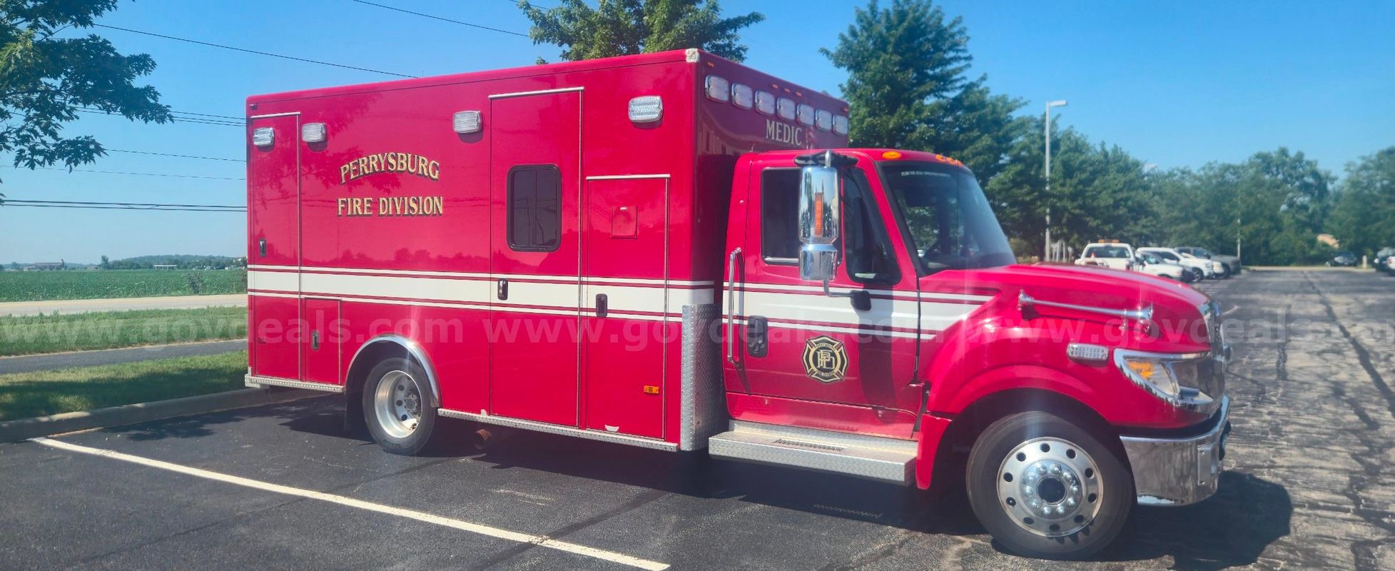 2014 International TerraStar with Stryker Power-LOAD System and Stryker Power-PRO Powered Cot