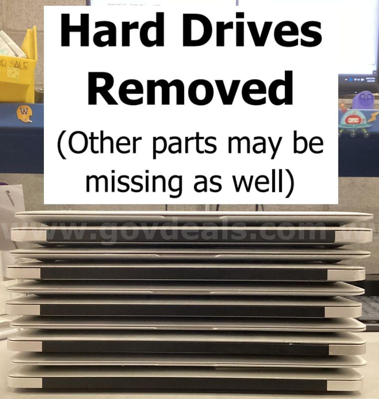 Lot of 10 Laptops: Apple MacBook Air A1465 (Hard Drives Removed) (425-18)