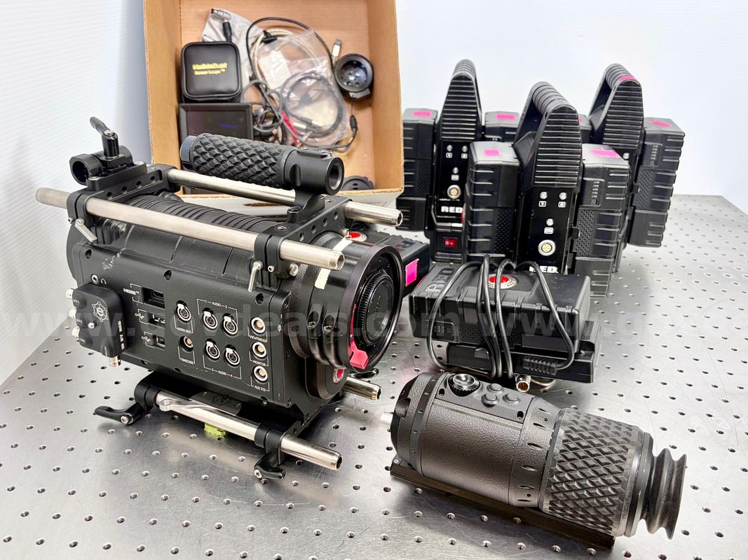 Camera Kit: RED Digital Cinema RED ONE (426-25)