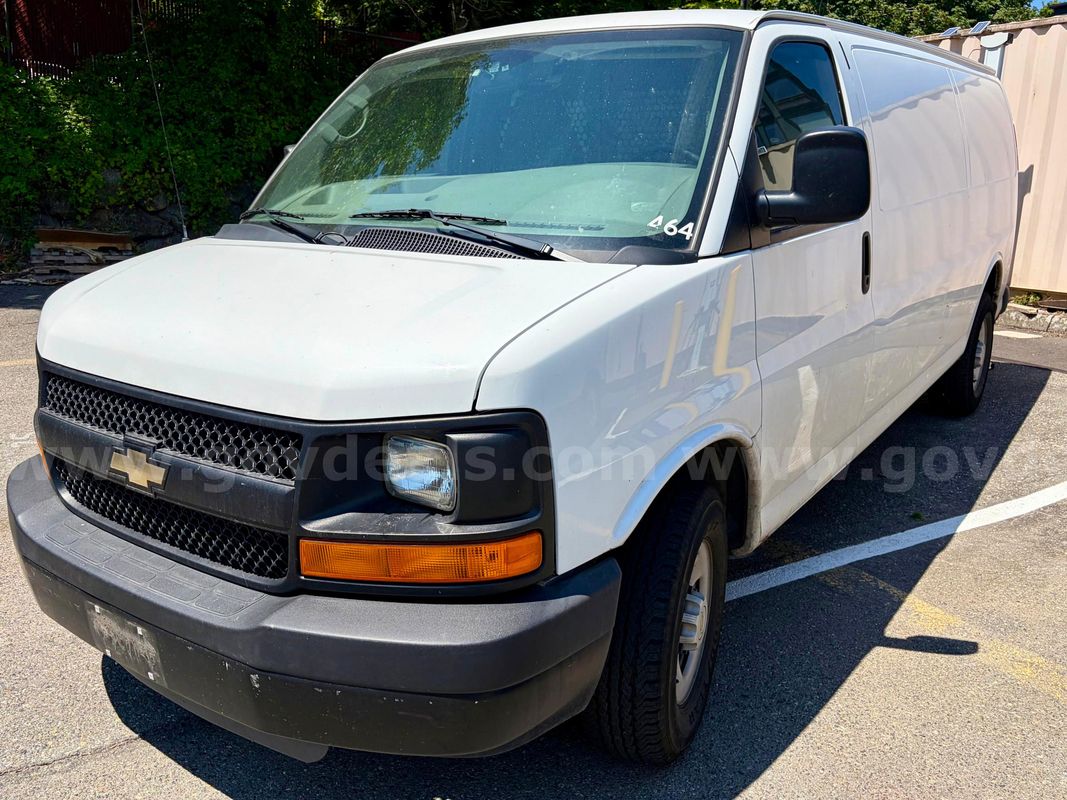 Cargo Van: 2011 Chevrolet Express, 15K Mi. (426-48, Veh 464)