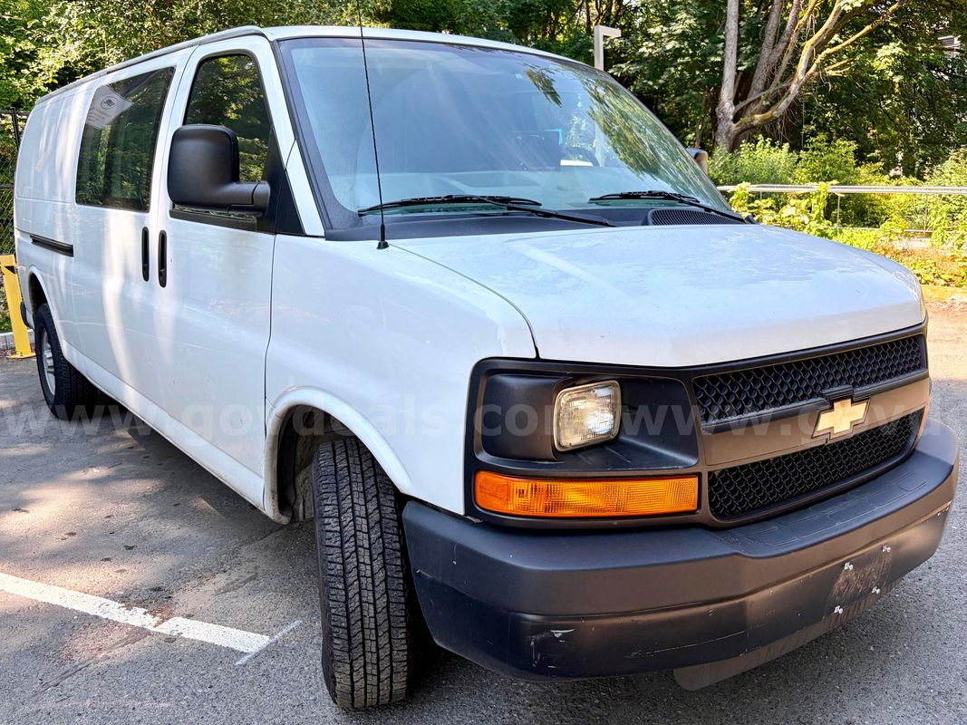 Cargo Van: 2011 Chevrolet Express, 20K Mi. (426-53, Veh 475)