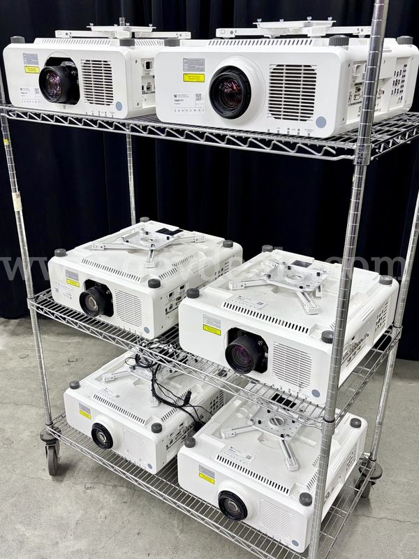 Lot of 6 Projectors: Panasonic PT-RZ770W (430-43)
