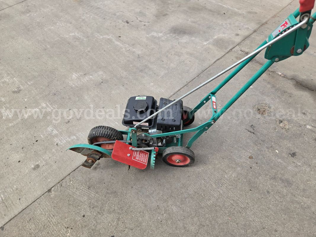 Power Trim Walk-Behind Gas Edger/Trimmer with Predator 79cc Engine – Working